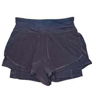 NWT SPANX Get Moving Short in Black Size Medium Activewear Athleisure